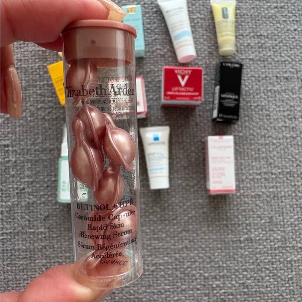 Luxury Skincare Deluxe bundle Set – Estee Lauder, Shiseido, Murad, Vichy, More - Picture 12 of 14